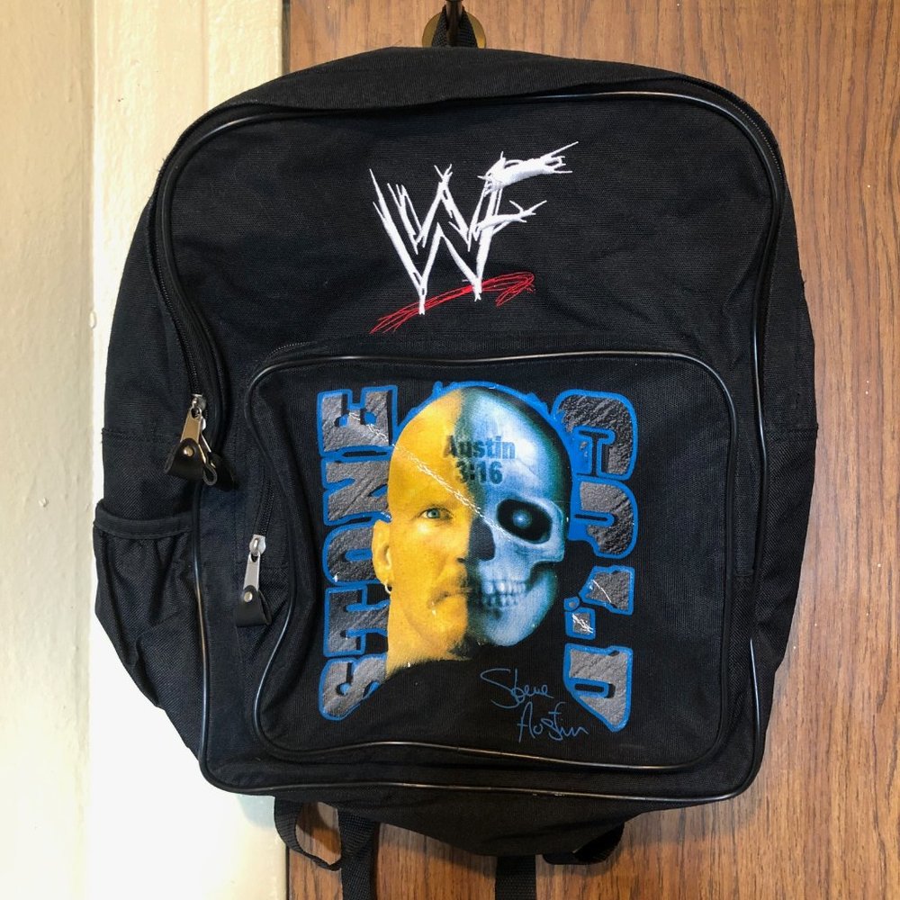 VINTAGE 2000 WWF STONE COLD STEVE AUSTIN BACKPACK - IN GOOD CONDITION